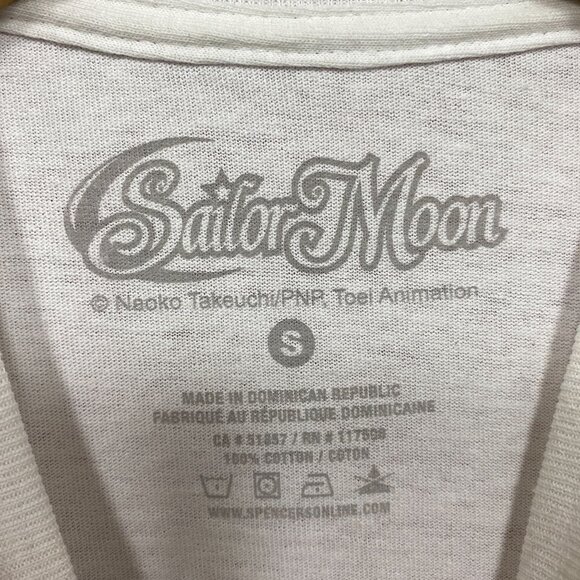 Sailor Moon Usagi Tsukino Airbrush Style Anime T-Shirt Small - Picture 4 of 4